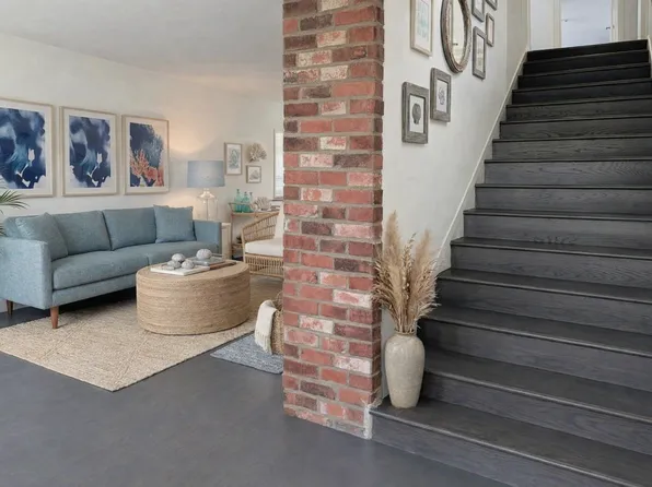 129 Marguerita Ave #J, Santa Monica, CA 90402