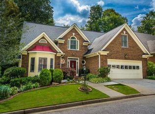 2807 Livsey Oaks Dr, Tucker, GA 30084