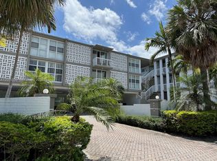1080 99th St APT 221, Bay Harbor Islands, FL 33154