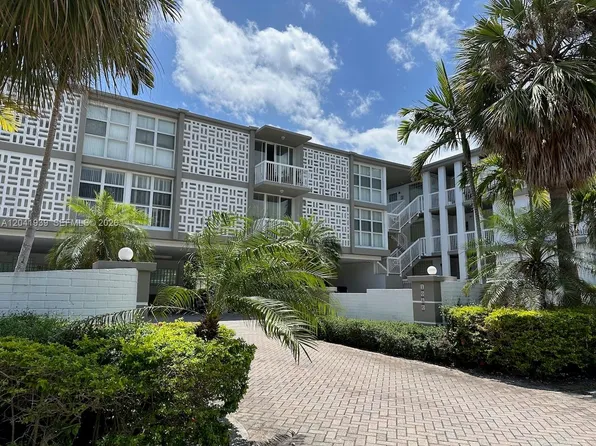 1080 99th St, Bay Harbor Islands, FL