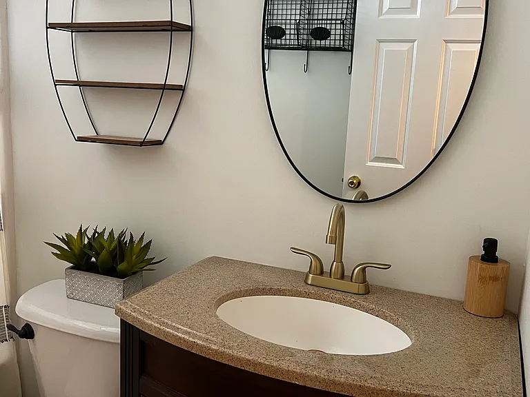 120 Oak Bluff Rd — Photo 6