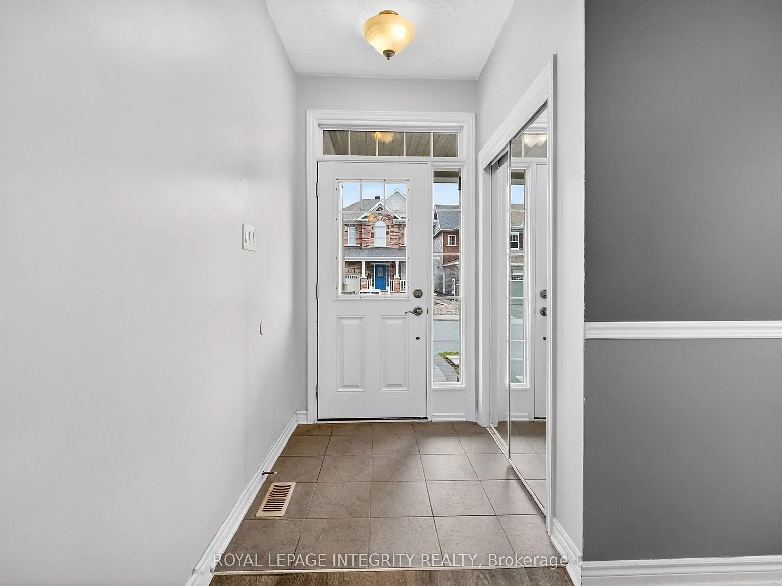 3 bed, $2,790 — Photo 3