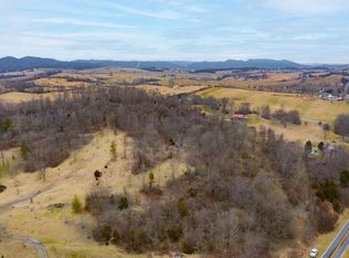 Glove Dr, Glade spring, VA 24340