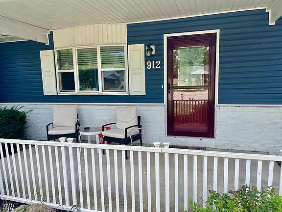 2nd image of 912 Golden Ct