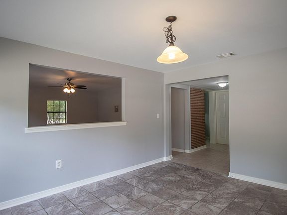 5th image of 613 Anniston Ave