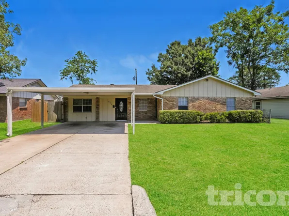 411 E Carby Rd, Houston, TX 77037