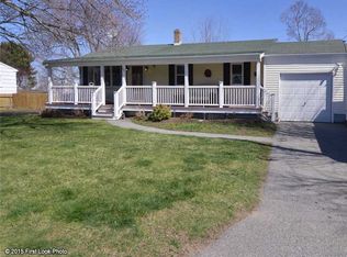 39 Birchwood Dr, Portsmouth, RI 02871