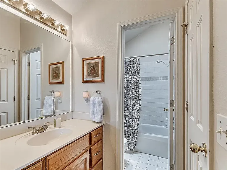 1325 White Oak Rd — Photo 10