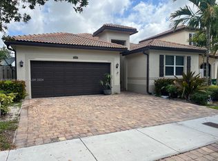 11879 SW 253rd Ter, Homestead, FL 33032