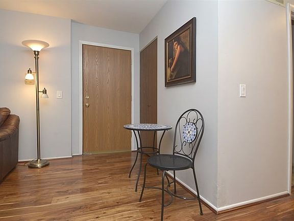 2nd image of 1155 Silverwood Ct APT C1