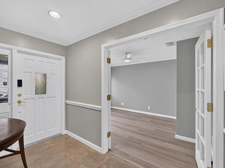 65 Balfour Rd E — Photo 4