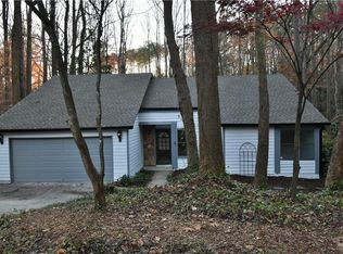 540 Sweetbirch Ln, Roswell, GA 30076