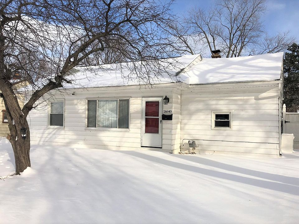 1st image of 26640 Belanger St