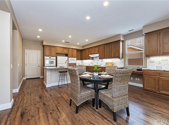 2nd image of 27890 Watermark Dr