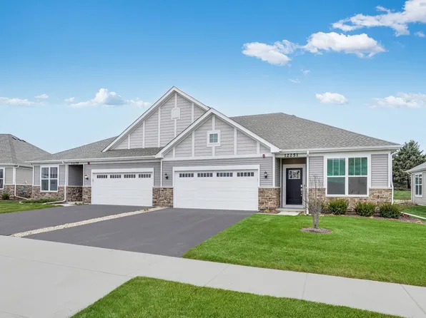 12246 Barcroft Cir, Huntley, IL 60142