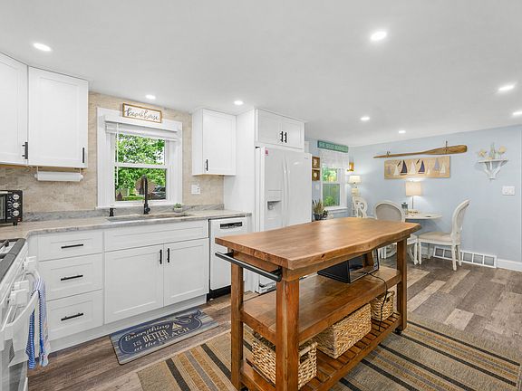 4th image of 51 Prospect Avenue