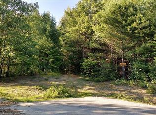 14 Pine Dr, Hebron, ME 04238