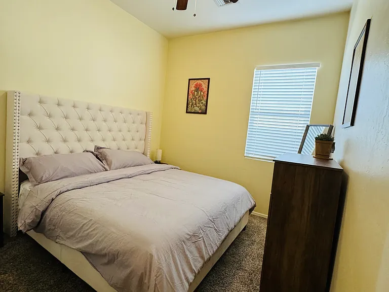 233 N Desert Park Pl — Photo 10