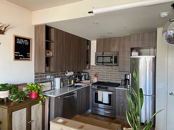 2nd image of 53 Broadway APT 313