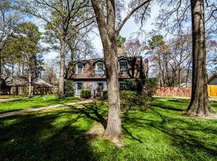 213 Royal Oaks St, Huntsville, TX 77320