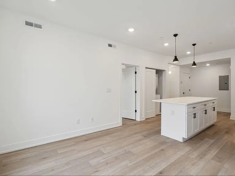 903 Leland St #605 — Photo 6