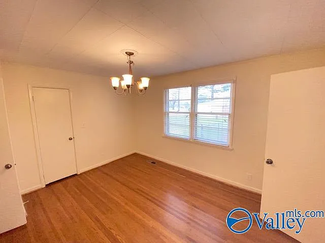 3 bed, 2.0 bath, 1647 sqft, $1,595 — Photo 3