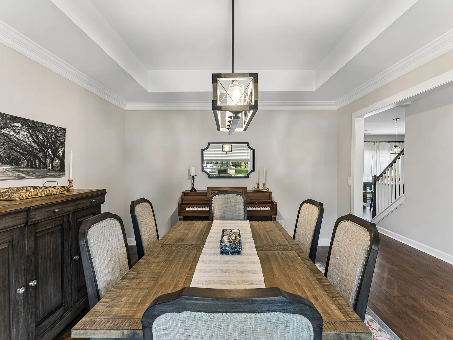 1010 Vanguard Dr — Photo 4