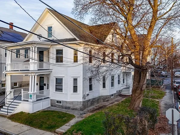 92-94 Bellevue St, Lowell, MA 01851