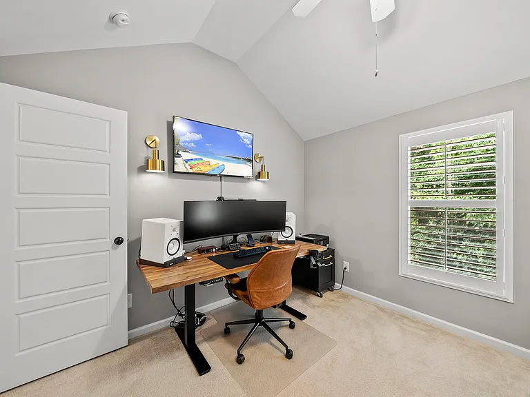 919 Award St — Photo 14