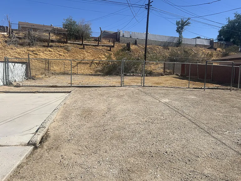 950 Flora St — Photo 19