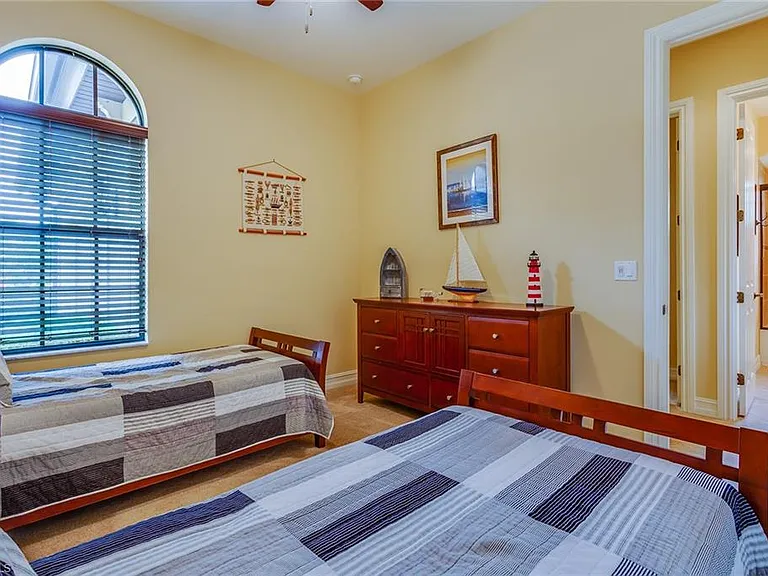 7771 Cottesmore Dr — Photo 30