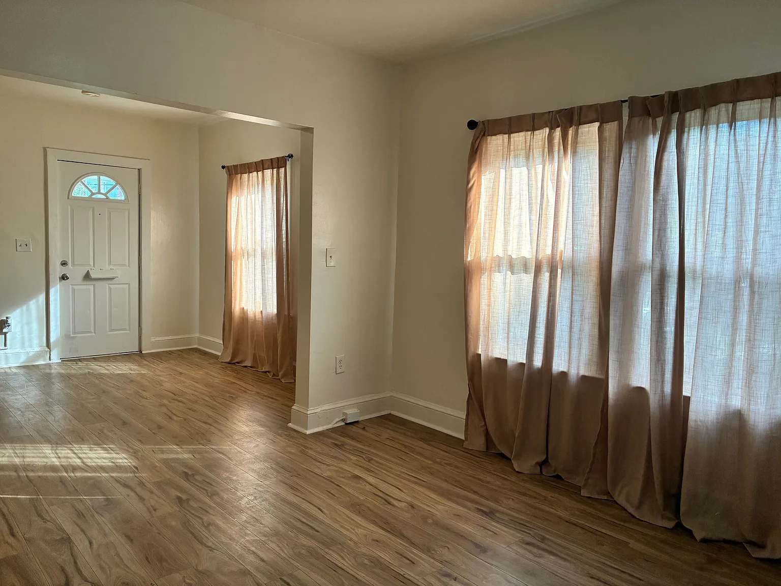 5 bed, 1788 sqft, $6,500 — Photo 4