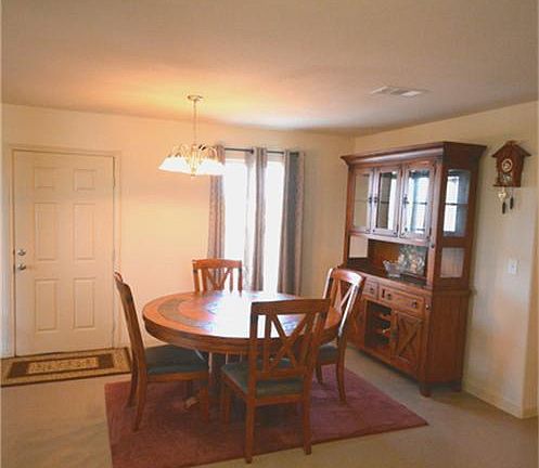 4th image of 2827 N Sonny Ln
