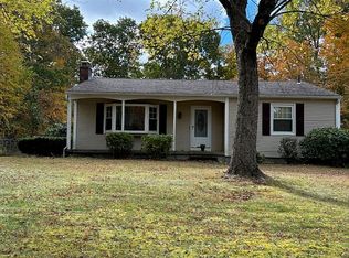 32 Paradise Lake Rd, Monson, MA 01057