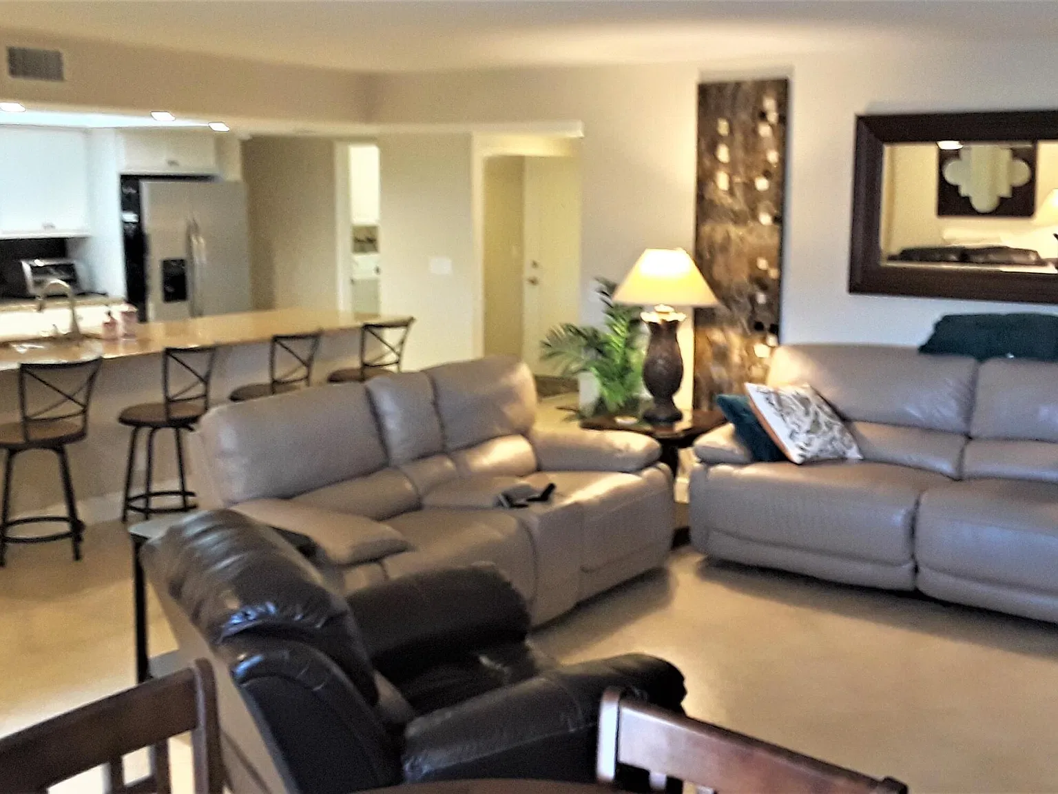 2 bed, 2.0 bath, 1280 sqft, $5,300 — Photo 4