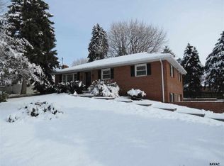 2301 Derry Rd, York, PA 17408