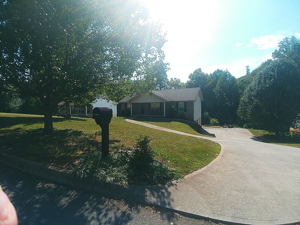 1st image of 617 Liverpool Ln