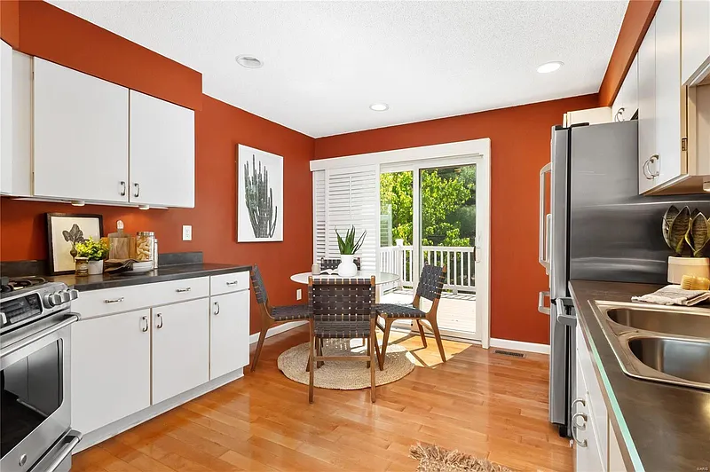 Thumbnail 13
