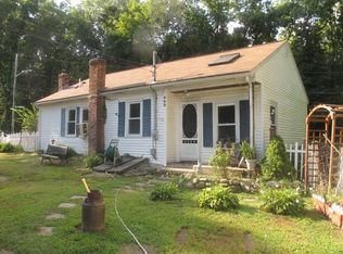 400 Ironmine Rd, Burrillville, RI 02830