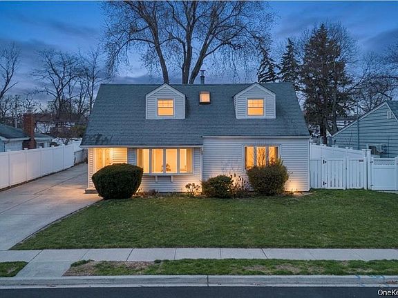 2nd image of 758 Wyngate Drive