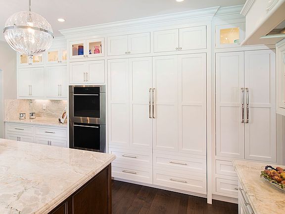 5th image of 2030 Cliffwood Dr