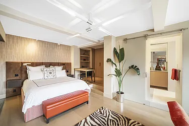 Sold by Nest Seekers International