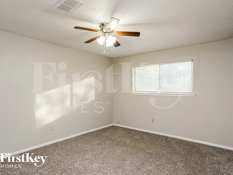 18111 Fireside Dr — Photo 11