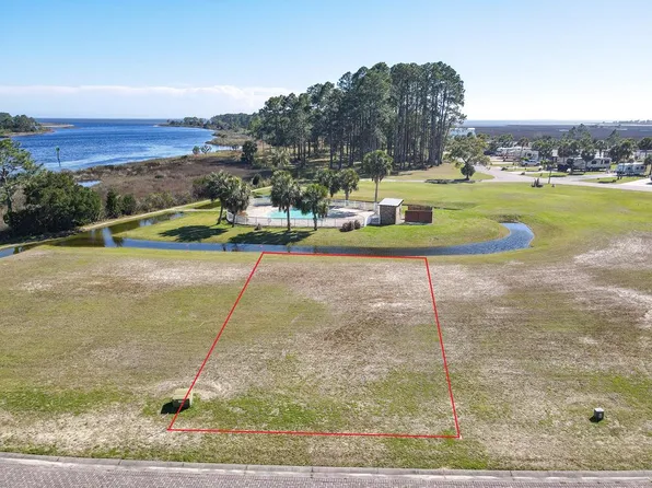299 Gar Wood Lndg, Carrabelle, FL 32322