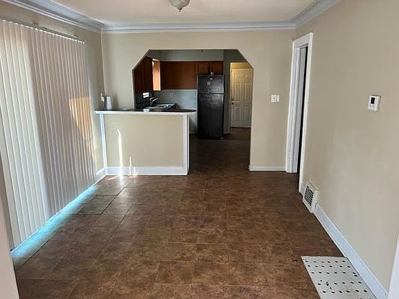 6632 dining_05062023