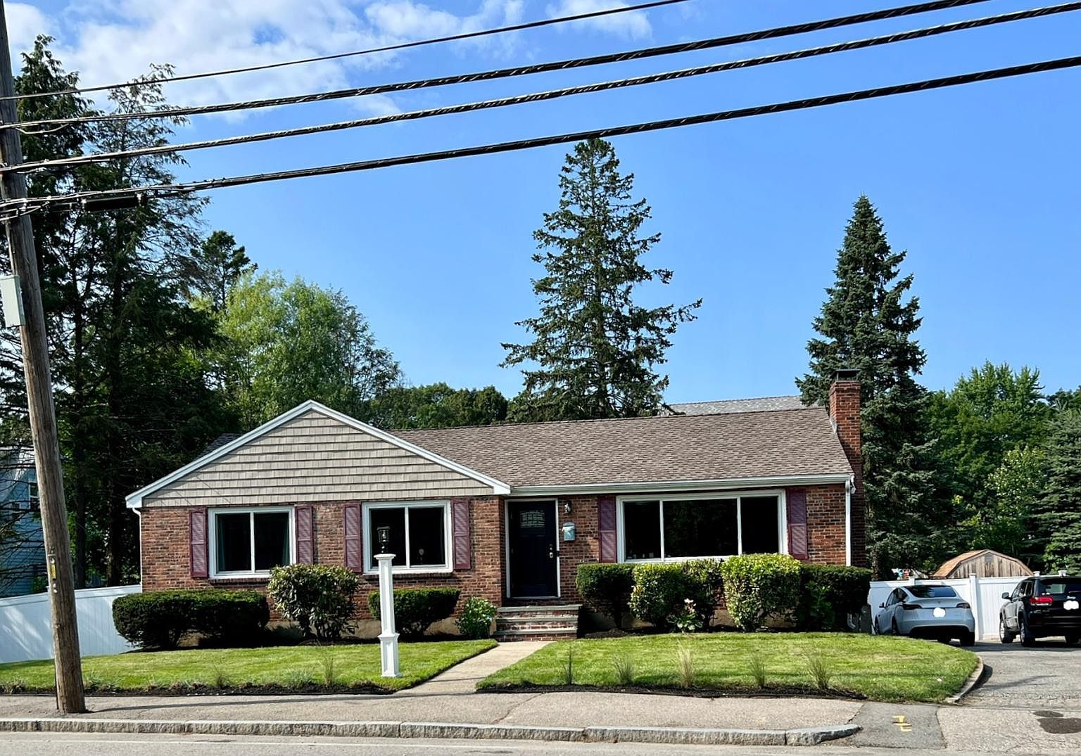 56 Beach St, Woburn, MA 01801 Zillow