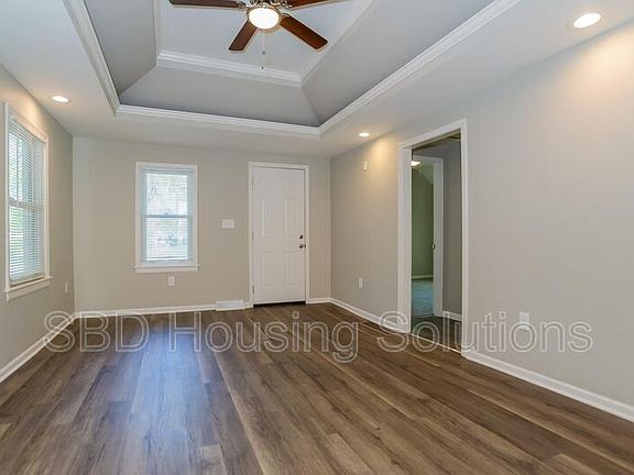 4th image of 4011 W 47th St