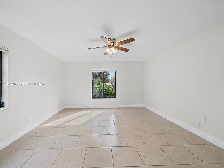 10251 NW 39th Ct — Photo 27