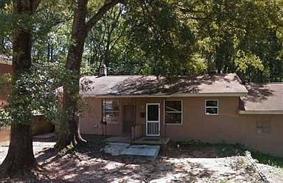 1st image of 212 Crawford Ave