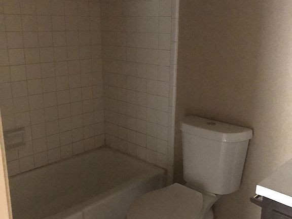 2nd image of 501 Root Ave APT 1